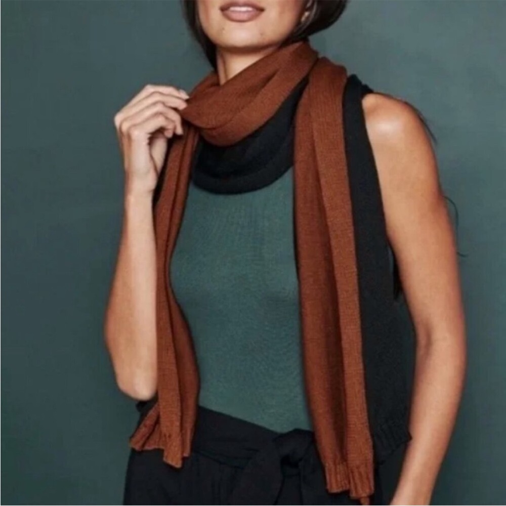 NWT Summersalt Black and Brown Knit Scarf